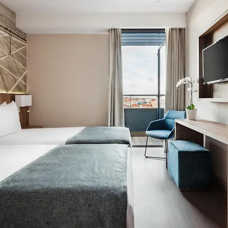 מלון Exe Saldanha 3*